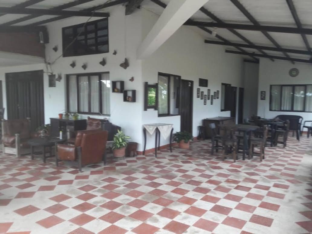 Finca Hotel El Saman De Alto Bonito Montenegro Eksteriør billede