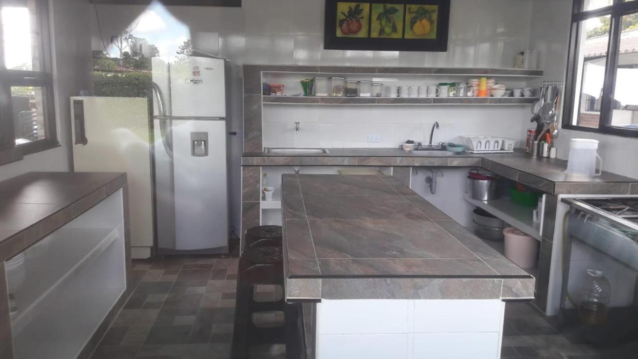 Finca Hotel El Saman De Alto Bonito Montenegro Eksteriør billede